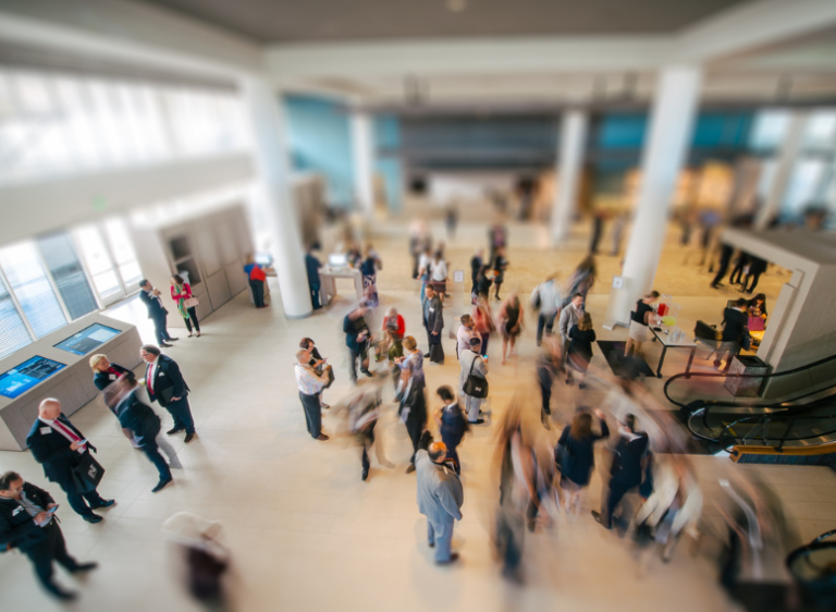 the-dos-and-donts-of-networking-etiquette-tips-for-success