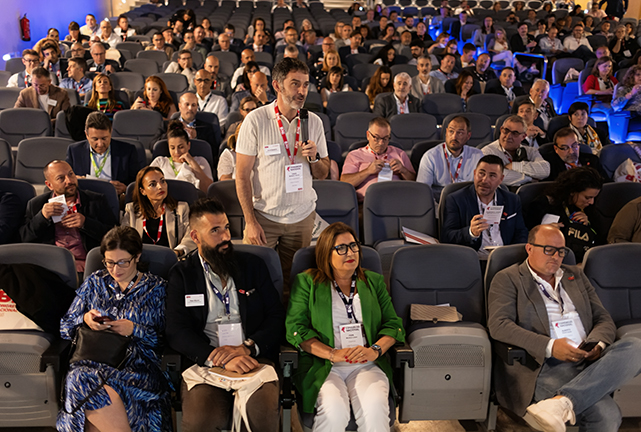 Amplía tu red profesional